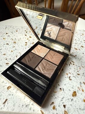 Yves Saint Laurent Couture Mini Clutch Eyeshadow Quad in 720 Captivating Dunes